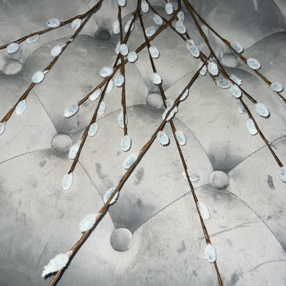 Flower decor - Picture 2 of 3